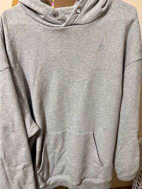 Gymshark Women’s Light Grey Pullover Hoodie